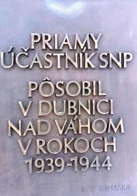 spomienka na Alexandra Dubčeka, ktorý sa vyučil a pracoval časť života v Dubnici nad Váhom