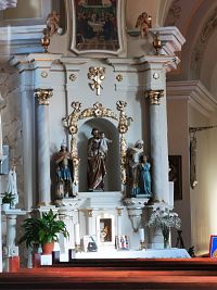 klasicistický oltár