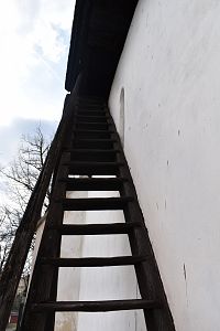 schody do veže