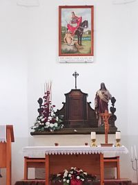 oltár s oltárnym obrazom