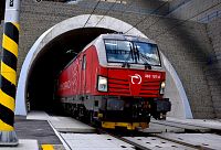 Siemens ,,vyletel,, z tunelu Diel