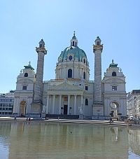 Kostol sv. Karola Boromejského na Karlovom námestí vo Viedni