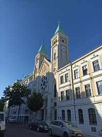 Rakúsko - Viedeň - kostol "St. Antonie cel Mare" si " St. Andrei Saguna"