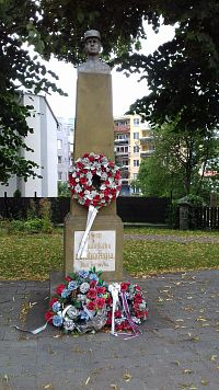 pamätník oslobodenia 1918 - jeho najnovšia podoba z roku 1990