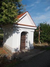Bojkovice - Kaple Panny Marie Čenstochovské na Hradské Nivě