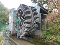 lopatková turbína - replika kola vodného mlyna