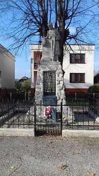 pomník v obci Bzince pod Javorinou, časť Hrušové