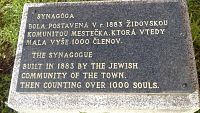 doska o vzniku synagógy