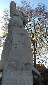 pomník vzniknutý pri príležitosti uctenia si pamiatky padlých rodákov v I.svet. vojne