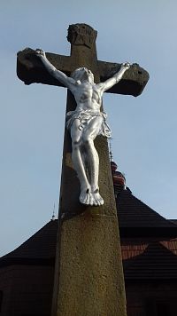socha Ježiša na kríži