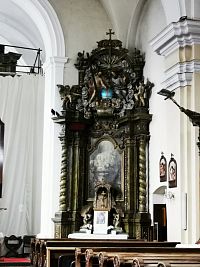 oltár vpravo