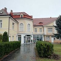 budova Koppelovej vily z konca 19.st. dnes slúži ako Galéria Jána Koniarka