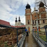 synagóga, vykopávky a bazilika sv. Mikuláša