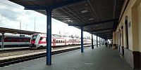 vlaky v smere Žilina a v smere Košice