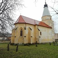 kostol sv. Gála so starými náhrobnými kameňmi