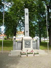 Bánov - Pamätník obetiam svetových vojen