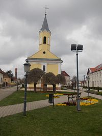 Maďarsko - Komárom - Kostol sv. Štefana - Szent István templom
