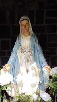 Lurdská Panna Mária