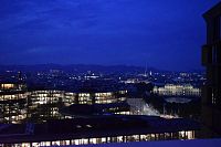 nočný pohľad na Belvedér a časť Viedne