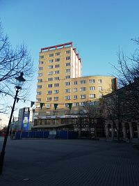 Bratislava - Manderlák - prvá výšková budova na Slovensku