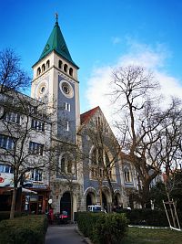 Bratislava - Námestie SNP - Kostol kresťanskej reformovanej cirkvi ( Kalvínsky kostol )