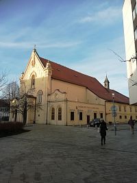 kostol a časť kláštora