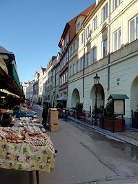 trhovisko na ulici Havelská