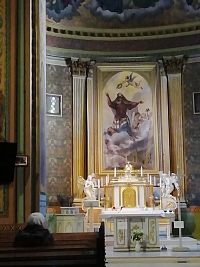 pohľad na oltárny obraz sv. Ladislava, v dolnej časti je nakreslený kostol sv. Ladislava a kláštor