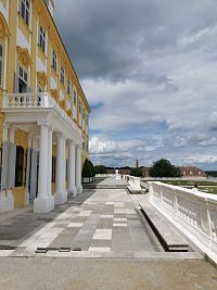 východ zo Sally Terreny do barokovej záhrady