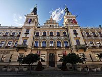 dominanta Perštýnského námestia - radnica z roku 1894