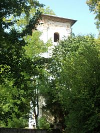 pohľady na vežu kostola z roku 2021 - I