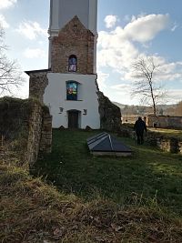 materiál z múrov kostola bol z veľkej časti použitý na stavbu nového kostola sv. Michala na začiatku 20. storočia