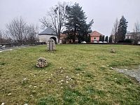 priestor pred zámkom