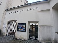 vstup do areálu zámku