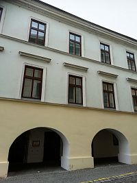 bývalé sídlo židovskej samosprávy na Janáčkovej ulici