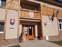 vchod do obecného úradu