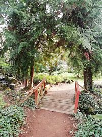 jeden z dvoch mostíkov