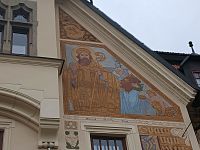 sv. Augustín v biskupskom rúchu s anjelom a chlapcom, držiacim v ruke lastúru