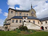 ešte pohľad na hrad