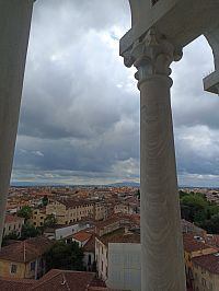 mesto Pisa z veže