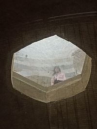 sestra ma vyfotila z poschodia podo mnou - dve posledné poschodia