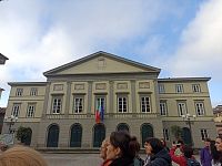 divadlo na námestí Piazza del Giglio