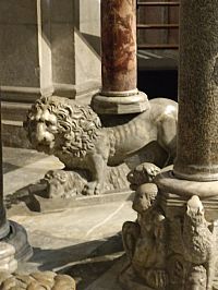 detail kazateľnice II