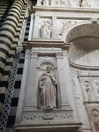 sv. Peter od Michelangela