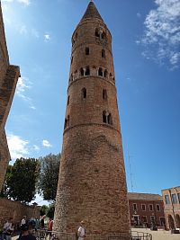 zvonica z 11. storočia