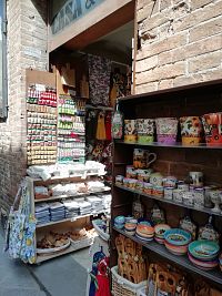 keramika, magnetky a utierky, tašky...