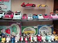 staré autíčka a mopedy