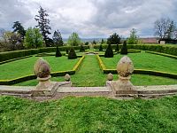 pohľa do francúzskej záhrady po rekonštrukcii