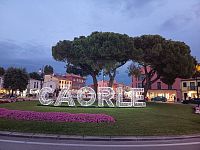 kvety aj na kruhovom objazde