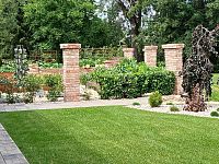 záhradka pri reštaurácii